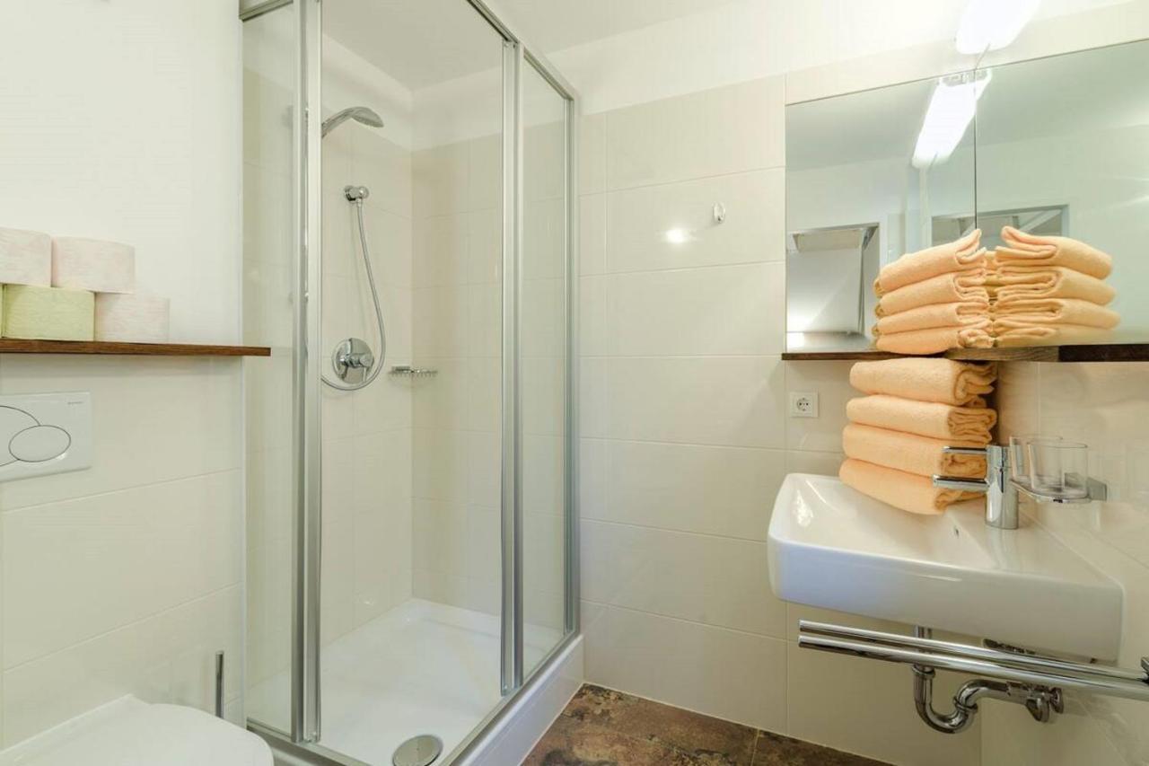 Aigenberg Appartements 弗拉绍 外观 照片